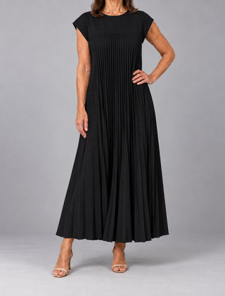 Leah™ Timeless Comfort Dress – kleur-black