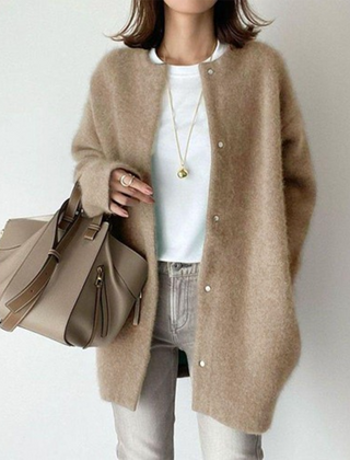 Seraphina - Warm and Elegant Cardigan