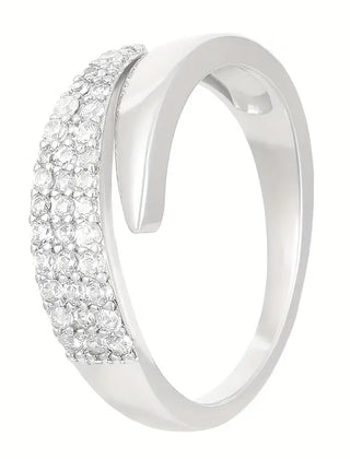 Elegant Gold Ring | Symbol of Strength, Hope & Solidarity