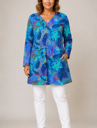 April | Long Blouse with V-Neck