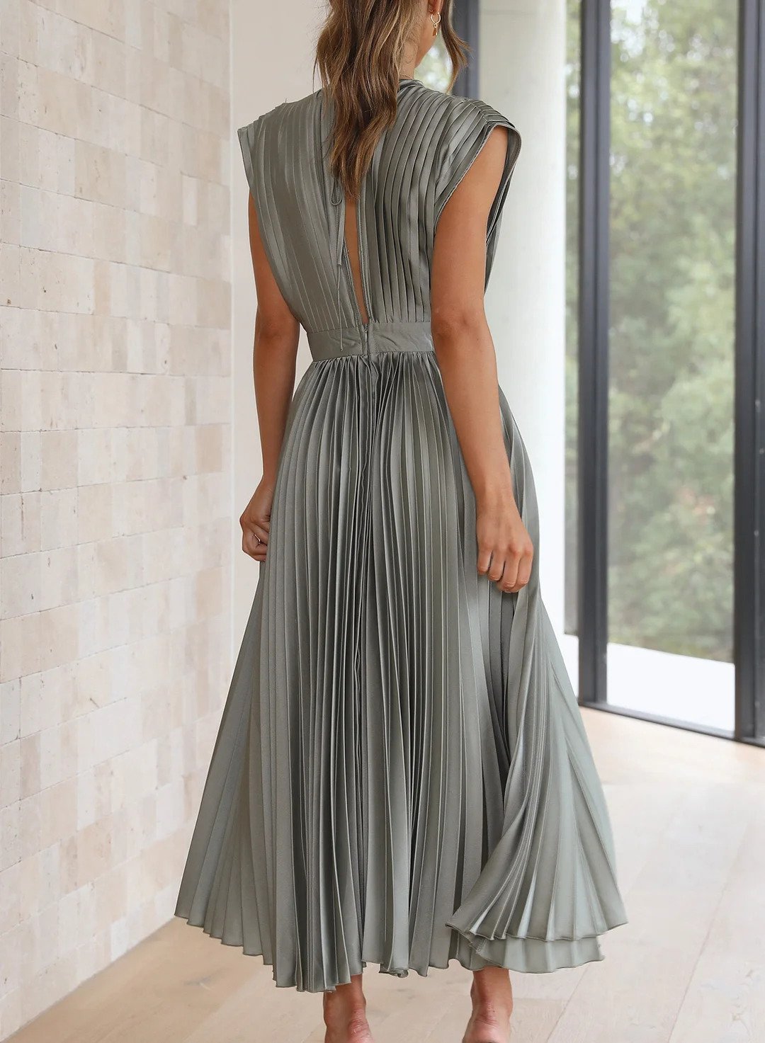 Ottavia™ Elegant Pleated Maxi Dress